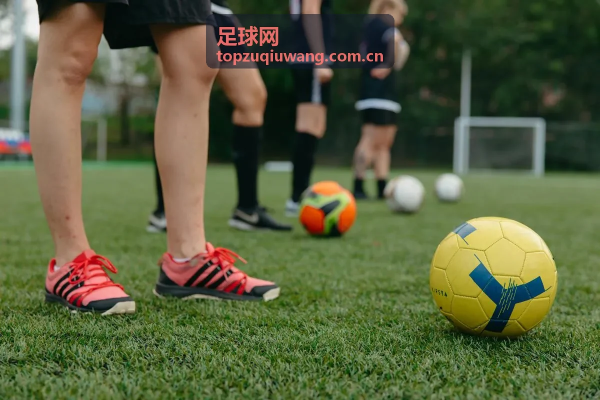 足球网英超焦点战集锦封面